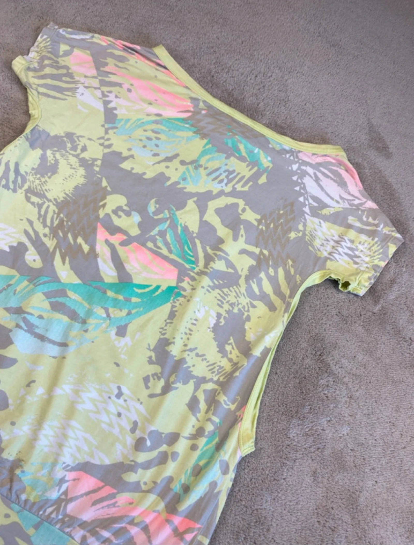Diesel Camiseta Larga Estampado Neón Y2K Multicolor Talla M – photo 4